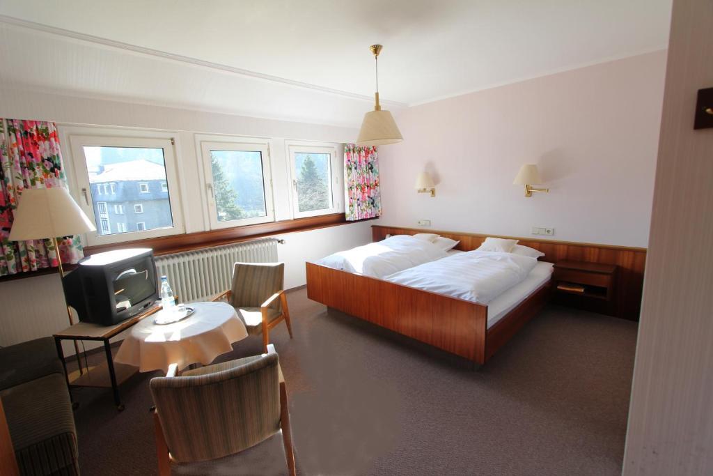 Hotel Gasthaus Tröster Schmallenberg Zimmer foto